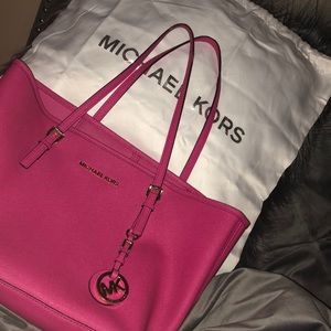 Michael kors handbag